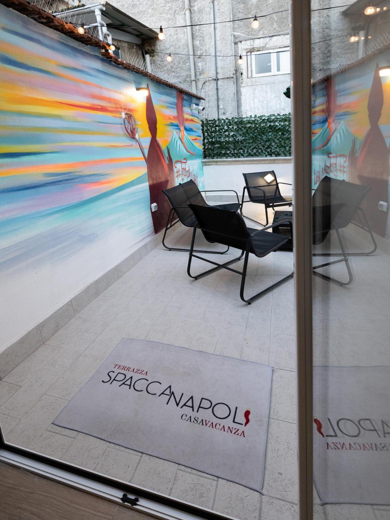 Terrazza Spaccanapoli Centro Storico Exterior photo